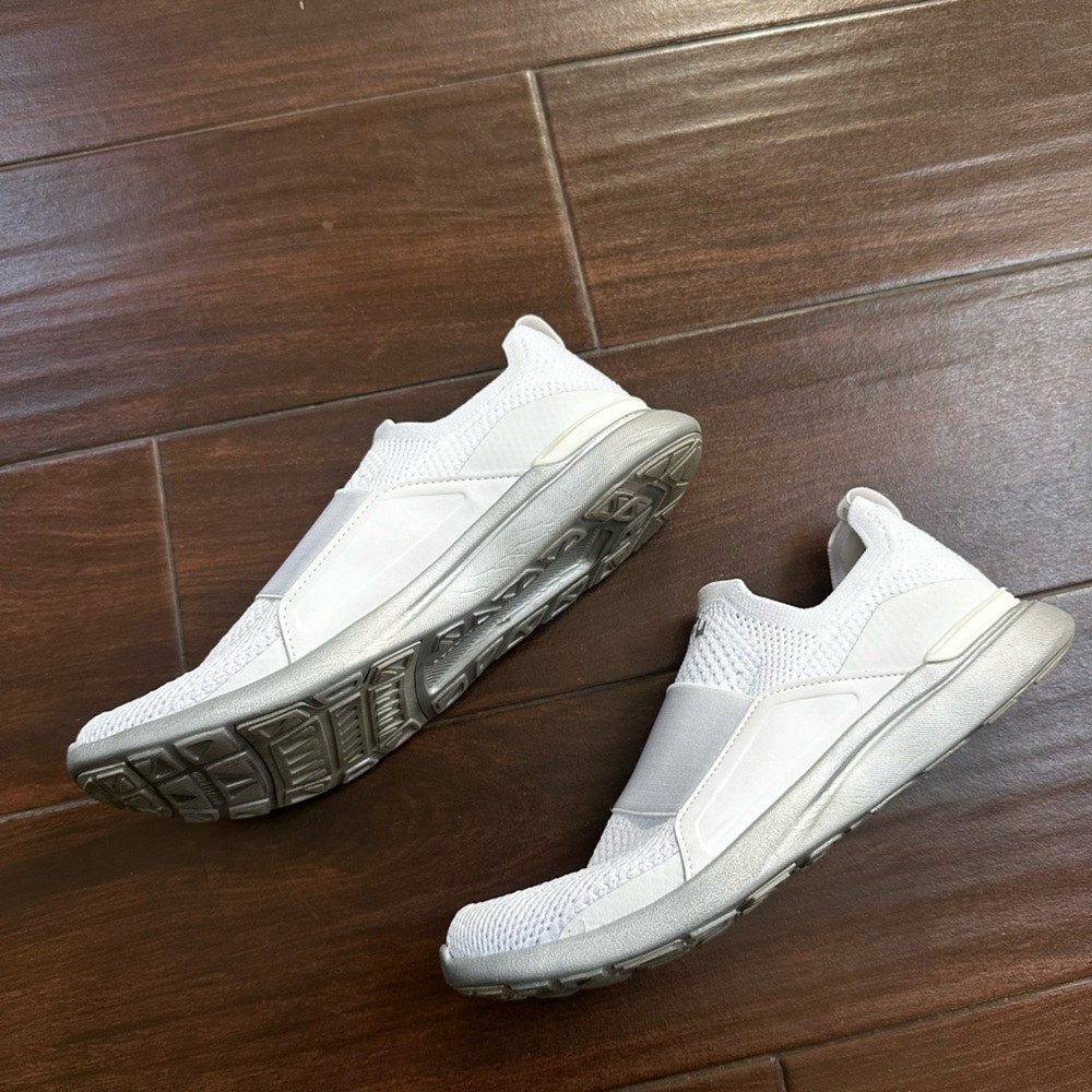 APL Athletic Propulsion Labs (APL) Techloom Bliss /White / Crome size 7 - Picture 8 of 8